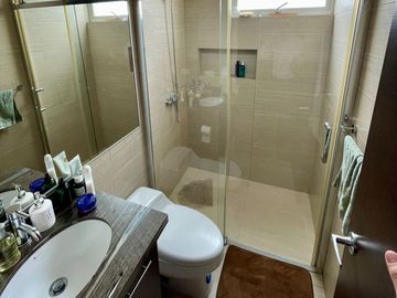 VENDO DEPARTAMENTO MODERNO Y CON EXCELENTE VISTA