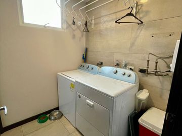 VENDO DEPARTAMENTO MODERNO Y CON EXCELENTE VISTA