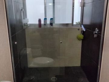 Hermosa RESIDENCIA en VENTA, CUMBRES DEL LAGO, Juriquilla, 3rec c/u con baño, ampliio jardín, privada, VIG24/7