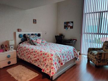 Hermosa RESIDENCIA en VENTA, CUMBRES DEL LAGO, Juriquilla, 3rec c/u con baño, ampliio jardín, privada, VIG24/7