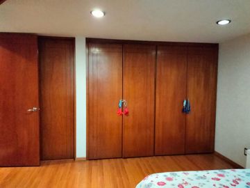 Hermosa RESIDENCIA en VENTA, CUMBRES DEL LAGO, Juriquilla, 3rec c/u con baño, ampliio jardín, privada, VIG24/7