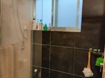 Hermosa RESIDENCIA en VENTA, CUMBRES DEL LAGO, Juriquilla, 3rec c/u con baño, ampliio jardín, privada, VIG24/7