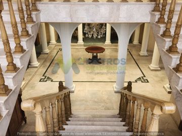 CASA en VENTA sobre AV. ACUEDUCTO em Esquina