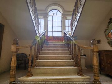 CASA en VENTA sobre AV. ACUEDUCTO em Esquina