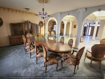 CASA en VENTA sobre AV. ACUEDUCTO em Esquina