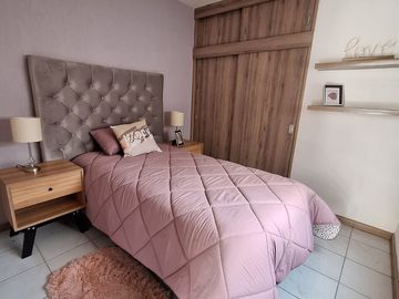 VENTA DE CASA RESIDENCIAL CON ALBERCA A 5 MINUTOS DE ZÓCALO EN EMILIANO ZAPATA