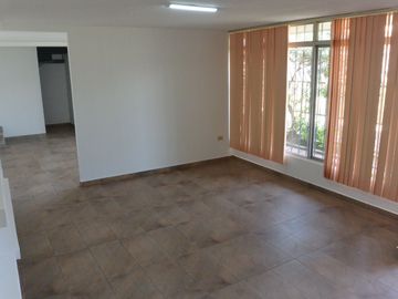 IDEAL EMPRESAS: USD 475.000 - PROPIEDAD EN VENTA, SECTOR NORTE DE QUITO