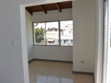 IDEAL EMPRESAS: USD 475.000 - PROPIEDAD EN VENTA, SECTOR NORTE DE QUITO