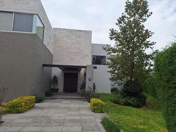 VENTA CASA EN EL CAMPANARIO QUERÉTARO QUERÉTARO