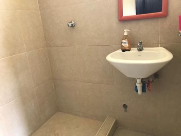 Casa de venta en Urbanización Villa Bonita, 3 dormitorios, sector Mi Lote.