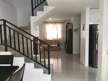 Casa de venta en Urbanización Villa Bonita, 3 dormitorios, sector Mi Lote.