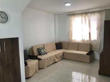 Casa de venta en Urbanización Villa Bonita, 3 dormitorios, sector Mi Lote.