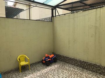 Casa de venta en Urbanización Villa Bonita, 3 dormitorios, sector Mi Lote.