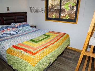 Terreno con cabañas amobladas para turistas y piscina, Valle del Elqui. $210 millones