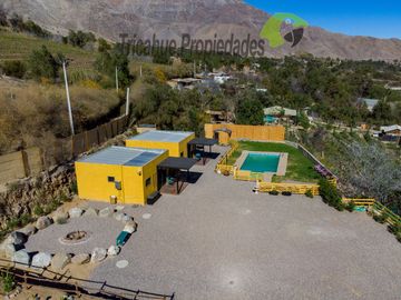 Terreno con cabañas amobladas para turistas y piscina, Valle del Elqui. $210 millones