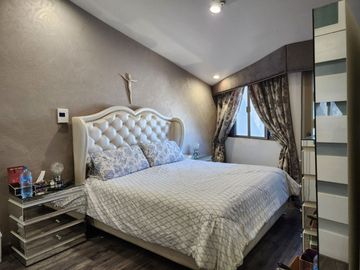 Hermosa casa con vista panorámica para actualizar