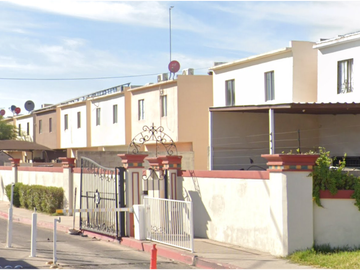 CASA EN MEXICALI,  RESIDENCIAL BARCELONA,  BAJA CALIFORNIA! CASA EN REMATE!  -LRC