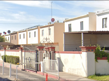 CASA EN MEXICALI,  RESIDENCIAL BARCELONA,  BAJA CALIFORNIA! CASA EN REMATE!  -LRC