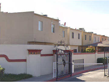 CASA EN MEXICALI,  RESIDENCIAL BARCELONA,  BAJA CALIFORNIA! CASA EN REMATE!  -LRC