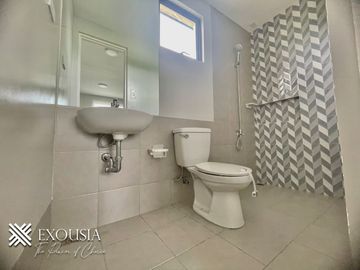 3BR-2TB Single Attached House and Lot For Sale in Alaminos Laguna Along the National Highway