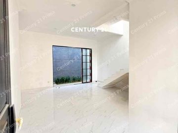 Rumah Brand New Di Mahagoni Park Graha Raya Bintaro