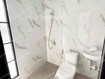 Rumah Brand New Di Mahagoni Park Graha Raya Bintaro