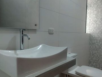 EN VENTA AMPLIO Y HERMOSO PENTHOUSE DÚPLEX DE ESTRENO.