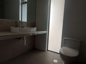 EN VENTA AMPLIO Y HERMOSO PENTHOUSE DÚPLEX DE ESTRENO.