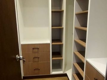 EN VENTA AMPLIO Y HERMOSO PENTHOUSE DÚPLEX DE ESTRENO.