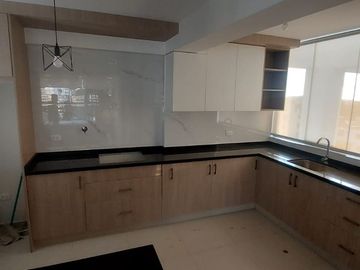 EN VENTA AMPLIO Y HERMOSO PENTHOUSE DÚPLEX DE ESTRENO.