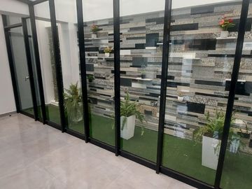EN VENTA AMPLIO Y HERMOSO PENTHOUSE DÚPLEX DE ESTRENO.