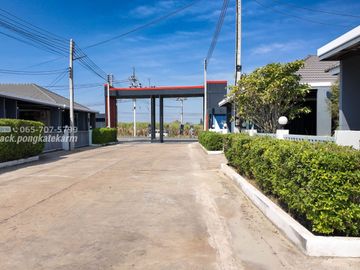 Single house in a potential location, The Master, Bypass-Sa Kaeo Road. Behind Big C Sa Kaeo Decorated and ready to move in