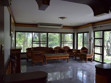 For sale. Land with a garden house, good atmosphere, San Pa Tong District, Chiang Mai.