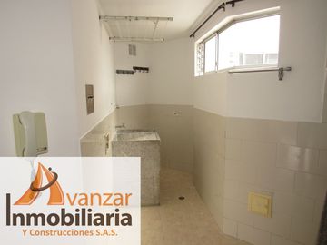 VENDO APARTAMENTO BUCARAMANGA DUPLEX SAN FRANCISCO EDIFICIO TITANIO