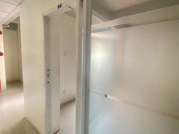 FOR RENT: AFFORDABLE OFFICE SPACES IN LAPU-LAPU, CEBU. STARTS AT P8500 PER MONTH.