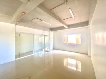 FOR RENT: AFFORDABLE OFFICE SPACES IN LAPU-LAPU, CEBU. STARTS AT P8500 PER MONTH.