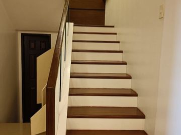 FULLY FURNISHED WELL MAINTAINED TWO-STOREY MODERN HOUSE FOR SALE NEAR SM TELABASTAGAN