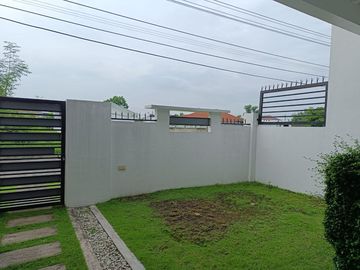 FULLY FURNISHED WELL MAINTAINED TWO-STOREY MODERN HOUSE FOR SALE NEAR SM TELABASTAGAN