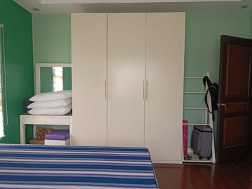 FULLY FURNISHED WELL MAINTAINED TWO-STOREY MODERN HOUSE FOR SALE NEAR SM TELABASTAGAN