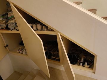 FULLY FURNISHED WELL MAINTAINED TWO-STOREY MODERN HOUSE FOR SALE NEAR SM TELABASTAGAN