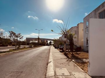CASA EN VENTA 2 RECAMARAS 2 BAÑOS EN FRACCIONAMIENTO LAS PALMAS MERIDA YUCATAN