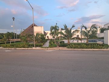CASA EN VENTA 2 RECAMARAS 2 BAÑOS EN FRACCIONAMIENTO LAS PALMAS MERIDA YUCATAN