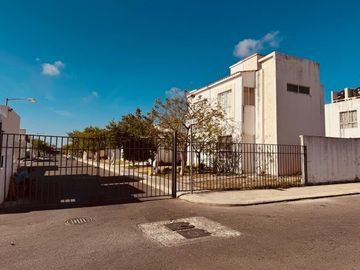 CASA EN VENTA 2 RECAMARAS 2 BAÑOS EN FRACCIONAMIENTO LAS PALMAS MERIDA YUCATAN