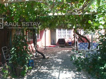 Vendemos amplio terreno con casa antigua bien conservada