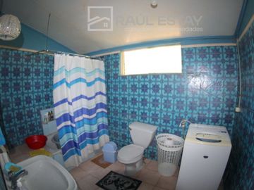 Vendemos amplio terreno con casa antigua bien conservada