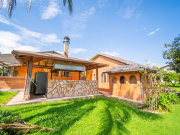 EN VENTA HERMOSA QUINTA EN MIRASIERRA SECTOR SUPERMAXI