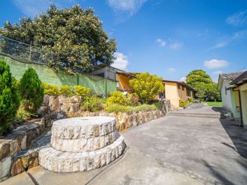 EN VENTA HERMOSA QUINTA EN MIRASIERRA SECTOR SUPERMAXI