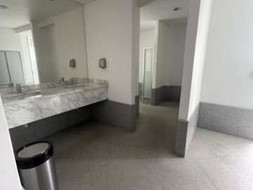 Venta Departamento de 2 Recámaras y Terraza en Metropolitan, Santa Fe