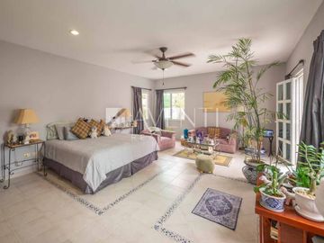 Casa disponible en Campestre Residencial en Cancún, Quintana Roo.