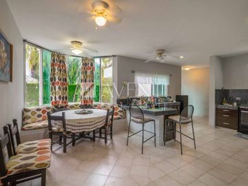 Casa disponible en Campestre Residencial en Cancún, Quintana Roo.